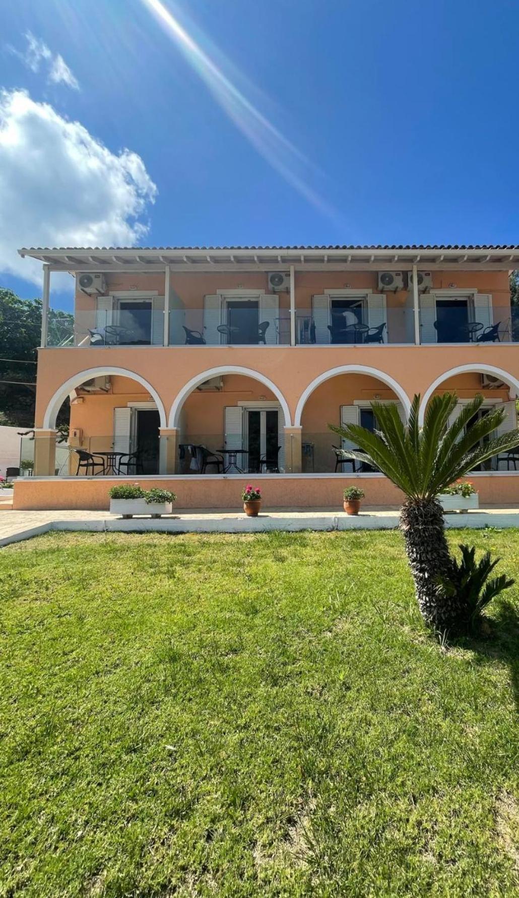 Alexander Lejlighedshotel Agios Gordios  Eksteriør billede